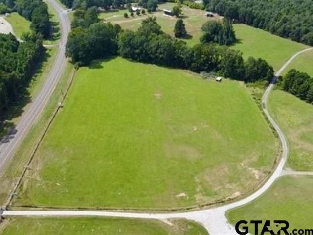 10864 W State Highway 64, Overton, TX 75684