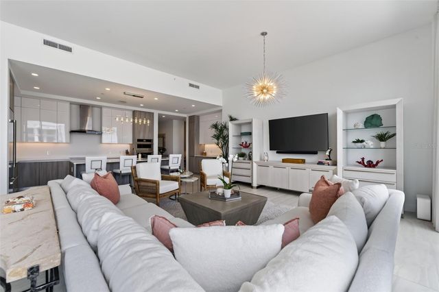 301 QUAY COMMONS 1903, Sarasota, FL 34236