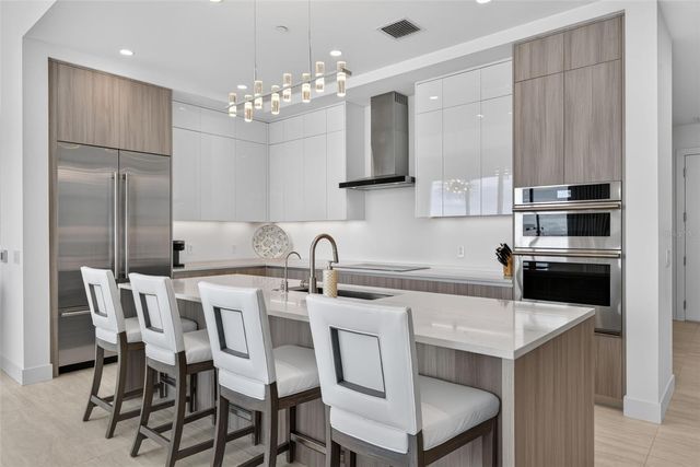 301 QUAY COMMONS 1903, Sarasota, FL 34236