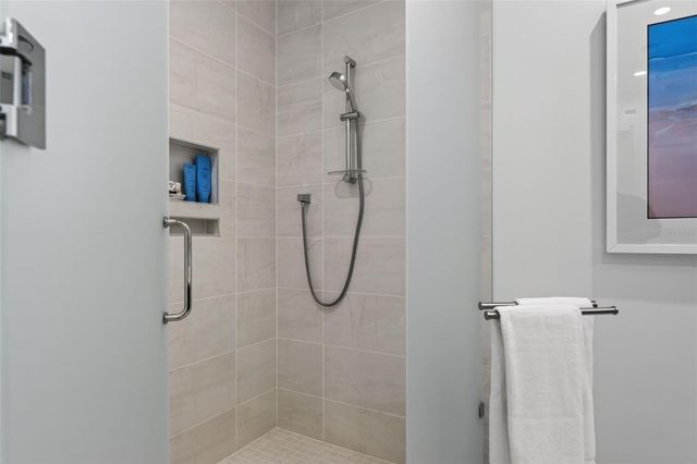 301 QUAY COMMONS 1903, Sarasota, FL 34236