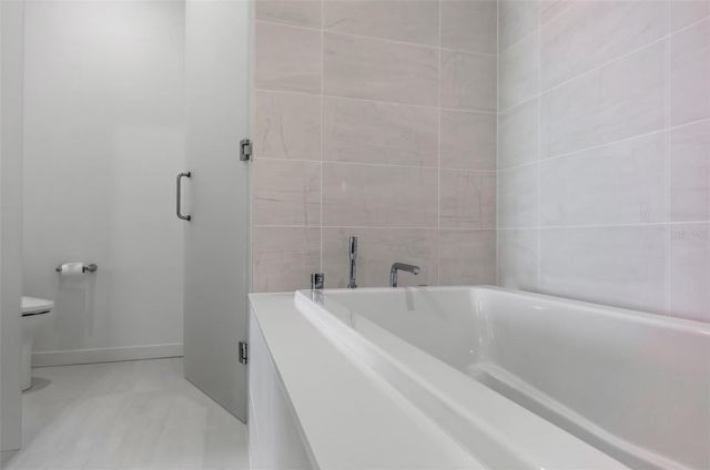301 QUAY COMMONS 1903, Sarasota, FL 34236