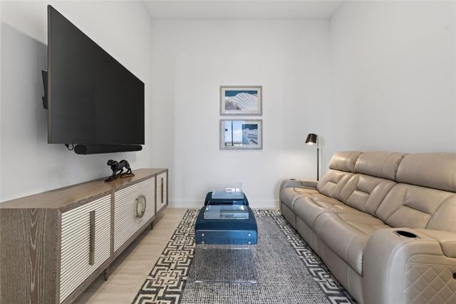301 QUAY COMMONS 1903, Sarasota, FL 34236