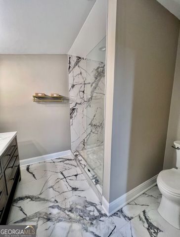 2752 Santa Barbara Drive NW, Atlanta, GA 30318