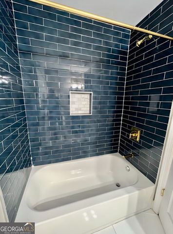 2752 Santa Barbara Drive NW, Atlanta, GA 30318