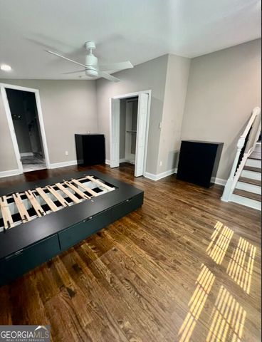 2752 Santa Barbara Drive NW, Atlanta, GA 30318