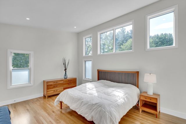 1 Maureen Rd, Lexington, MA 02420