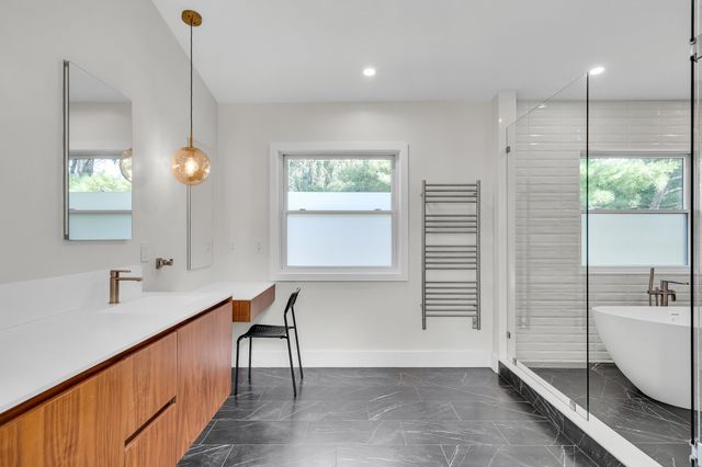 1 Maureen Rd, Lexington, MA 02420