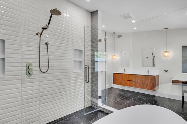 1 Maureen Rd, Lexington, MA 02420