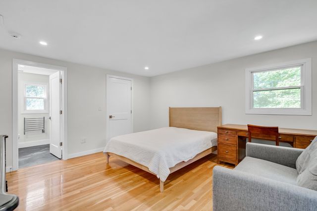 1 Maureen Rd, Lexington, MA 02420
