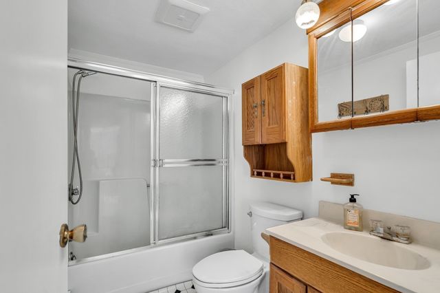 1 Maureen Rd, Lexington, MA 02420