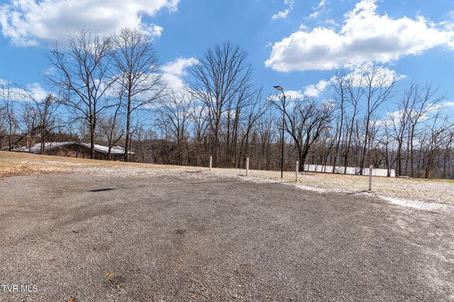 4033 Harbor Chapel Road, Kingsport, TN 37664