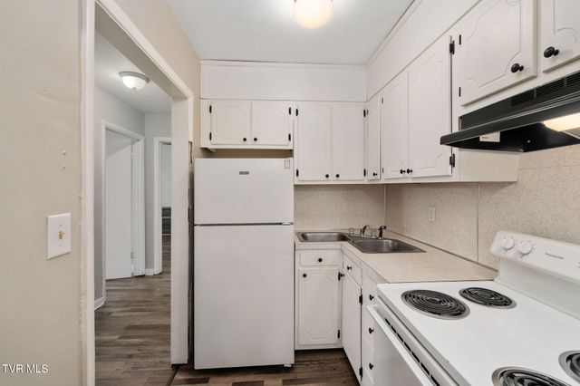 4033 Harbor Chapel Road, Kingsport, TN 37664