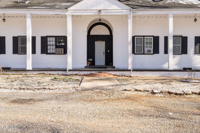 4033 Harbor Chapel Road, Kingsport, TN 37664