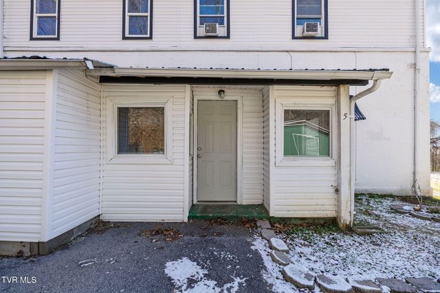 4033 Harbor Chapel Road, Kingsport, TN 37664