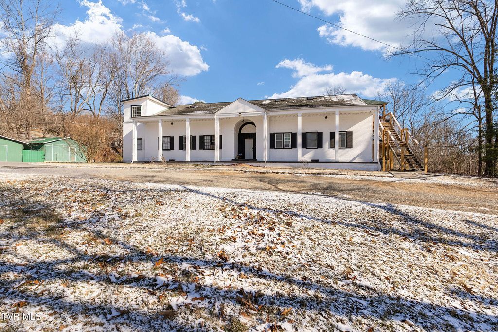 4033 Harbor Chapel Road, Kingsport, TN 37664