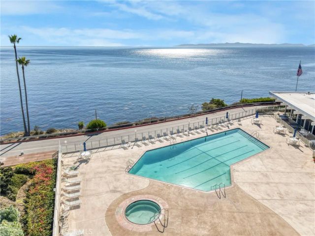 32700 Coastsite Drive 102, Rancho Palos Verdes, CA 90275