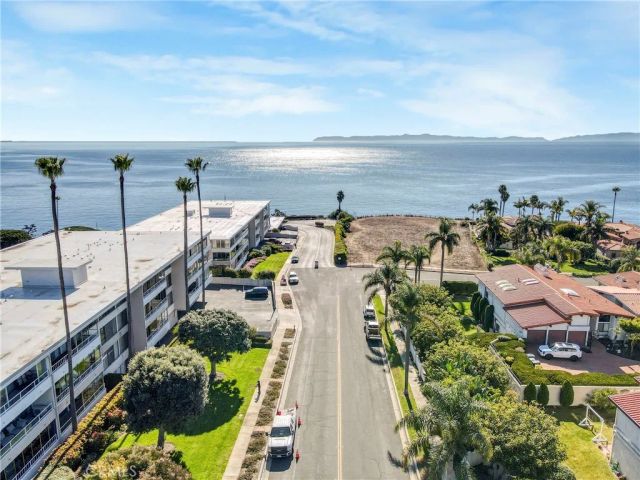 32700 Coastsite Drive 102, Rancho Palos Verdes, CA 90275
