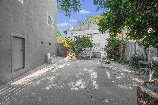 5620 Stratford, Los Angeles, CA 90042