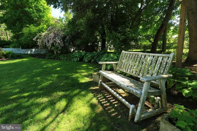 505 HILLCREST AVE, State College, PA 16803