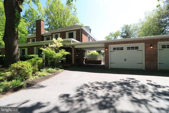 505 HILLCREST AVE, State College, PA 16803