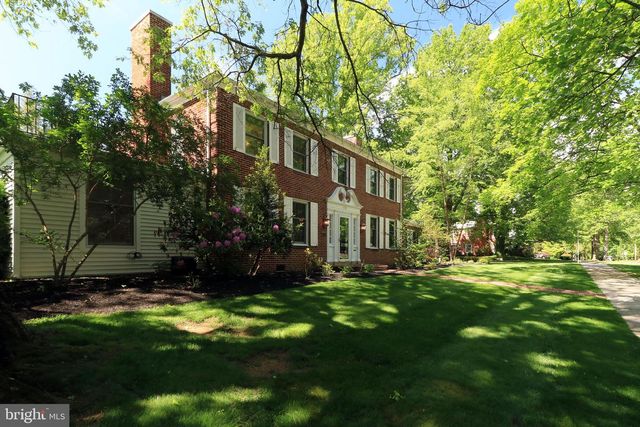 505 HILLCREST AVE, State College, PA 16803