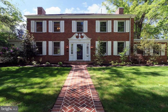 505 HILLCREST AVE, State College, PA 16803