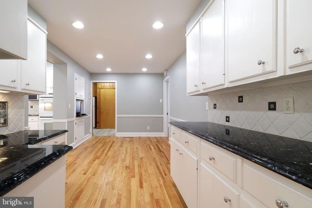 505 HILLCREST AVE, State College, PA 16803