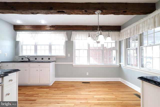 505 HILLCREST AVE, State College, PA 16803