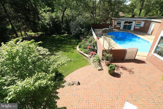 505 HILLCREST AVE, State College, PA 16803