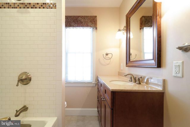 505 HILLCREST AVE, State College, PA 16803