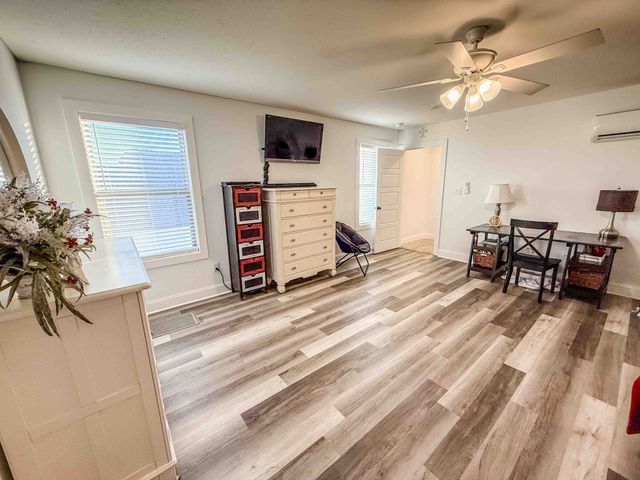 253 Saddlebrook Dr, Medina, TN 38355