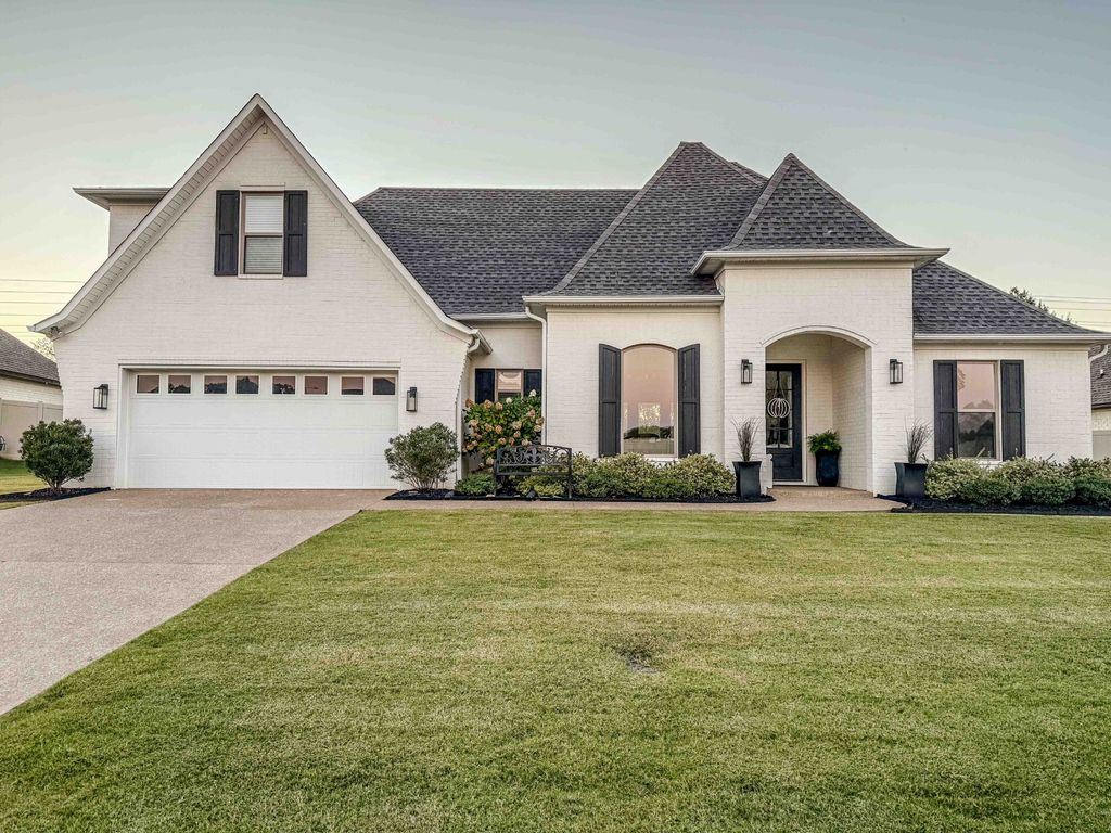 253 Saddlebrook Dr, Medina, TN 38355