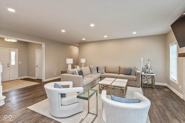 1513 Tottenham, Danville, IN 46122