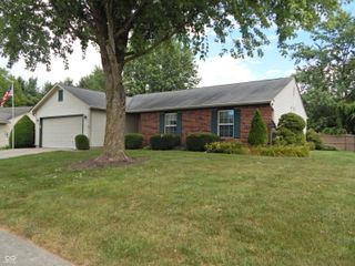 2205 Whitecliff Drive, Indianapolis, IN 46234
