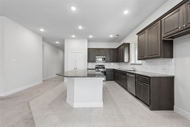 1852 Arbor Drive, Forney, TX 75126