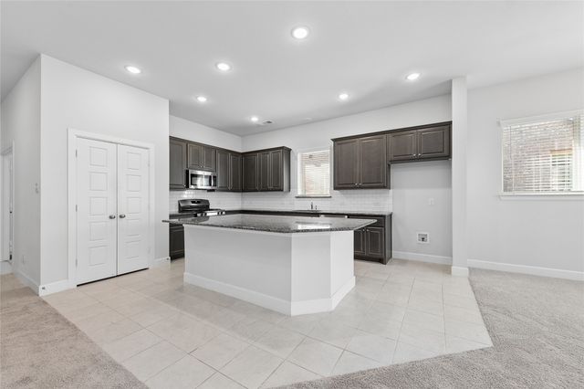 1852 Arbor Drive, Forney, TX 75126