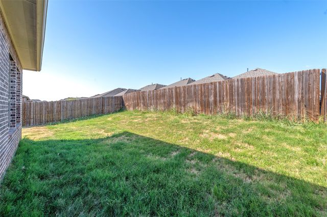 1852 Arbor Drive, Forney, TX 75126