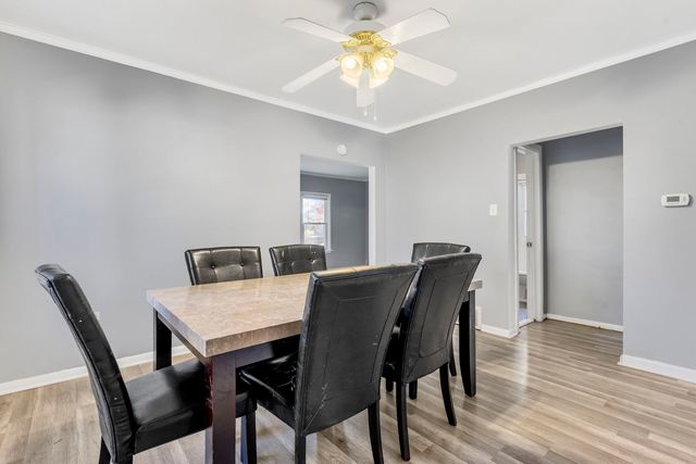 5402 S 73rd Avenue, Summit, IL 60501