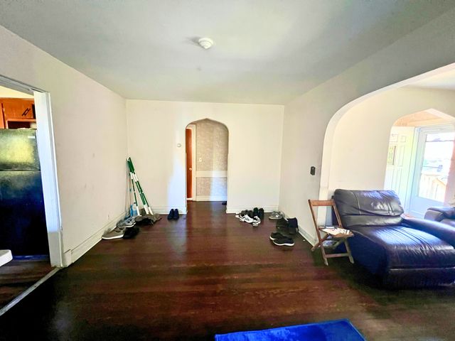 9611 Merton Avenue, Oak Lawn, IL 60453