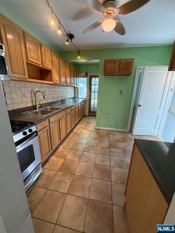 20 Clinton Avenue, Kearny, NJ 07032