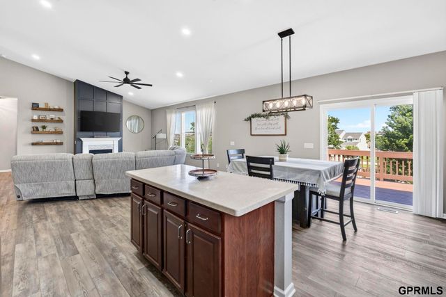 10817 S 111 Street, Papillion, NE 68046