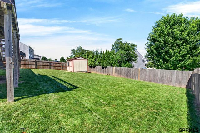 10817 S 111 Street, Papillion, NE 68046