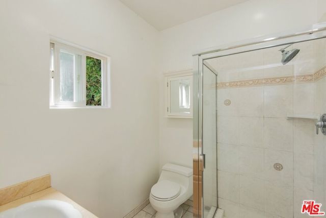 4343 Shadyglade Avenue, Studio City (los Angeles), CA 91604