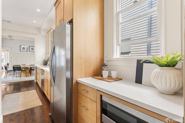 1524 Larkin Street, San Francisco, CA 94109