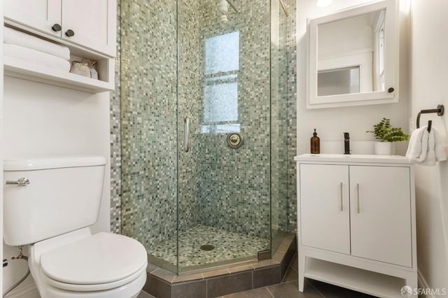 1524 Larkin Street, San Francisco, CA 94109