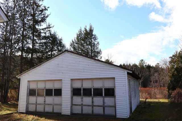 2072 North Main Street, Londonderry, VT 05148