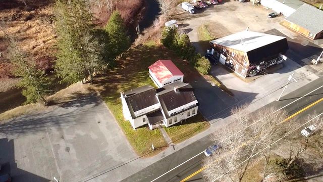 2072 North Main Street, Londonderry, VT 05148