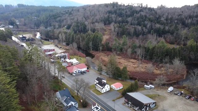 2072 North Main Street, Londonderry, VT 05148