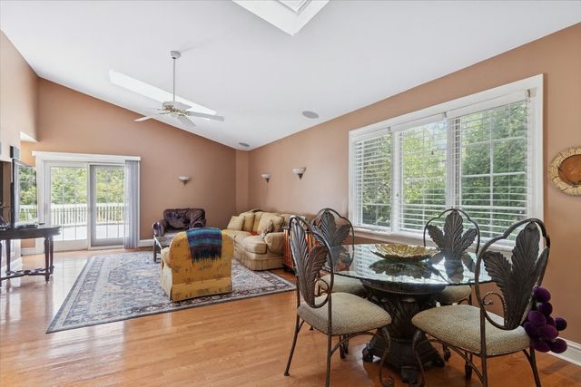 525 36th Street, Downers Grove, IL 60515