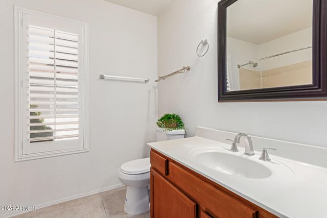 4760 W WAHALLA Lane, Glendale, AZ 85308